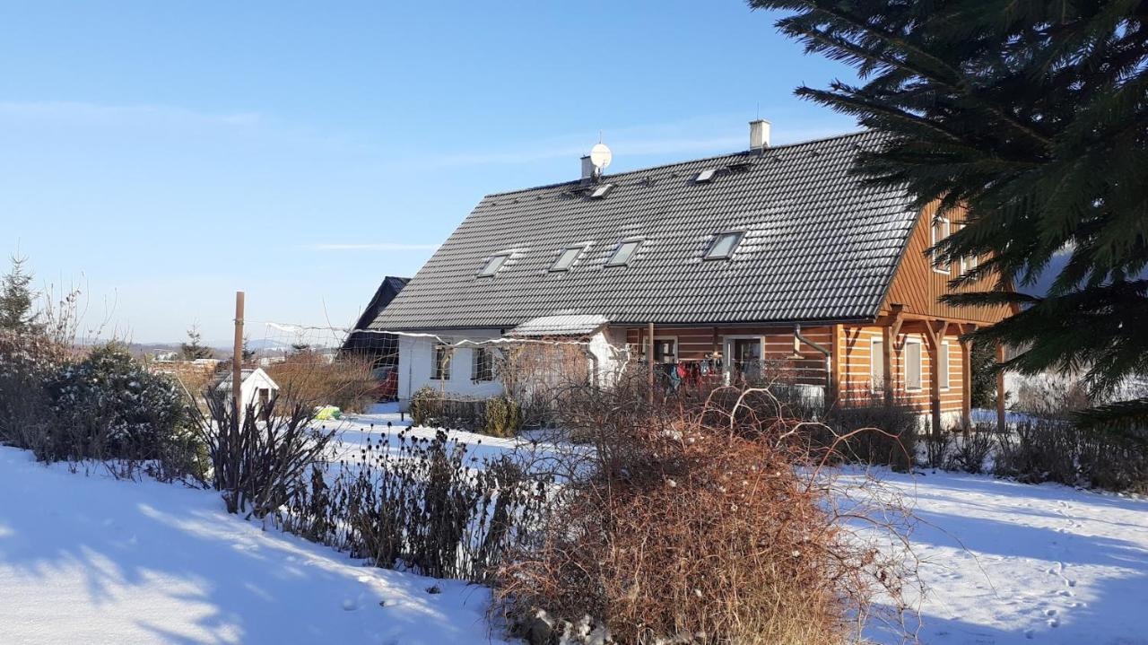 Apartman V Chaloupce Na Vrsku Bernsdorf Exterior photo