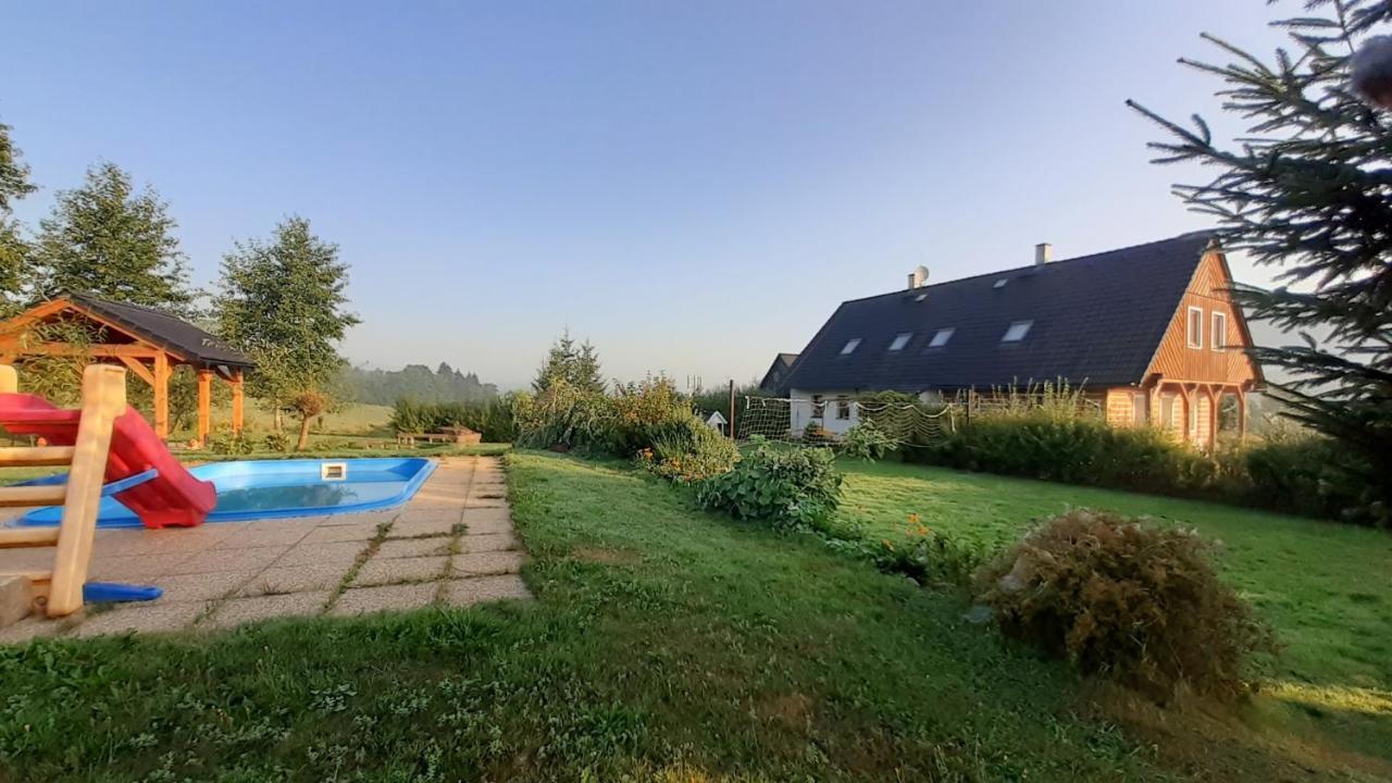 Apartman V Chaloupce Na Vrsku Bernsdorf Exterior photo