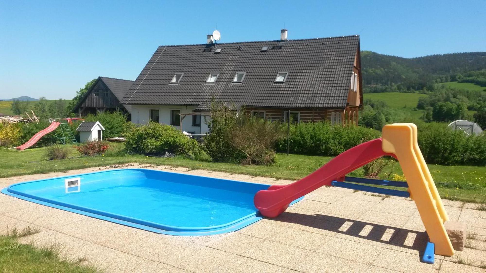 Apartman V Chaloupce Na Vrsku Bernsdorf Exterior photo